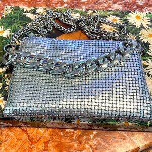 “ BEECOOL” SILVER METAL SHOULDER/CLUTCH BAG